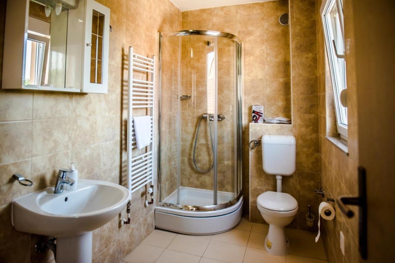 Hotel Villa Monako Međugorje Екстериор снимка
